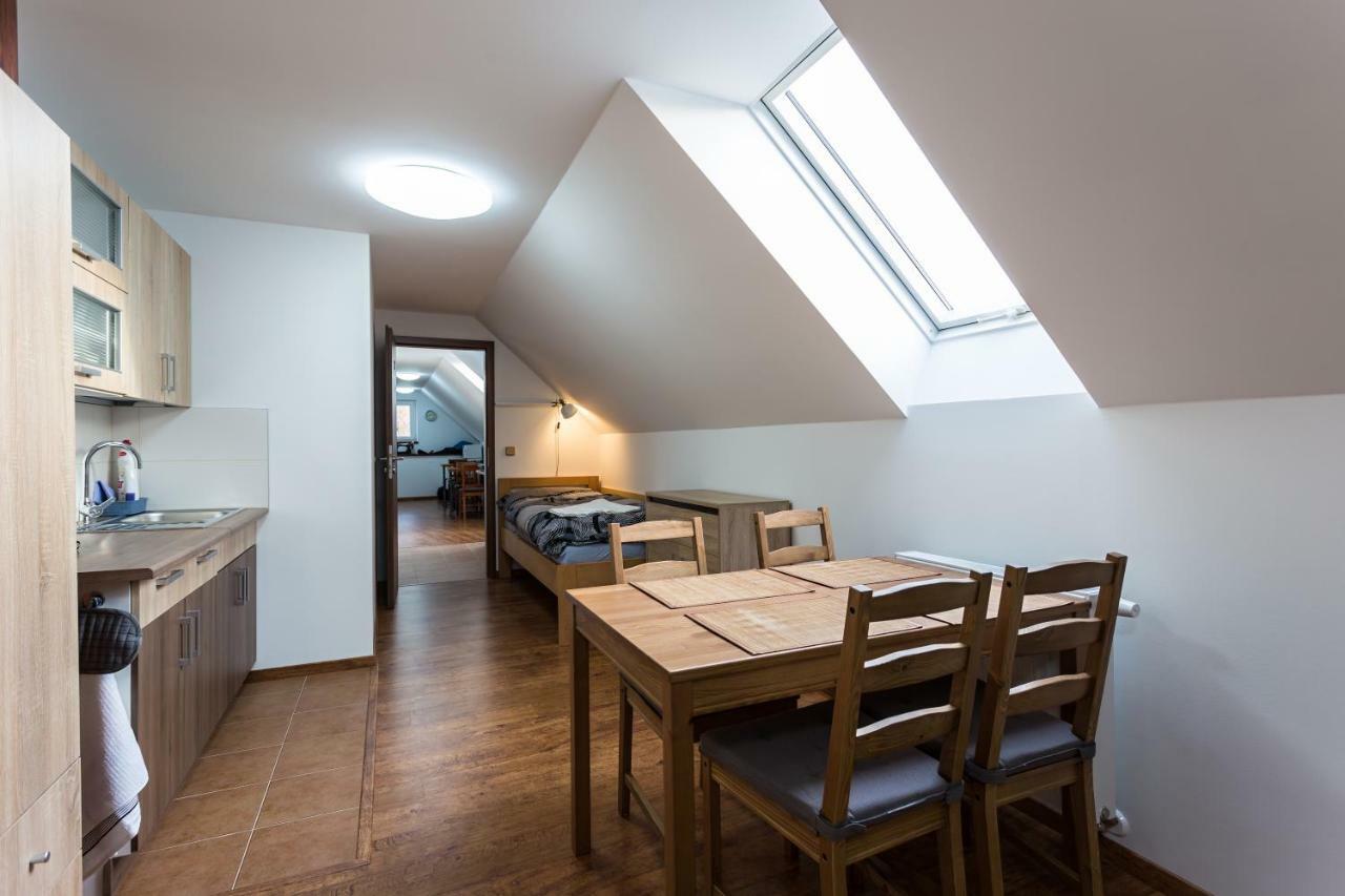 Attic Rooms Tábor Exterior foto