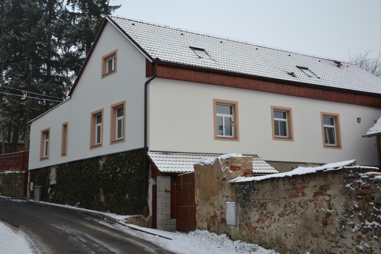 Attic Rooms Tábor Exterior foto